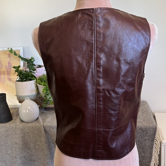 70s Vintage Leather Vest! Size S? pls see measurements - Picture 2 of 14